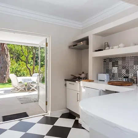 Q On Westford Villa Cape Town Exterior photo